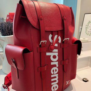 Louis Vuitton x Supreme Christopher PM